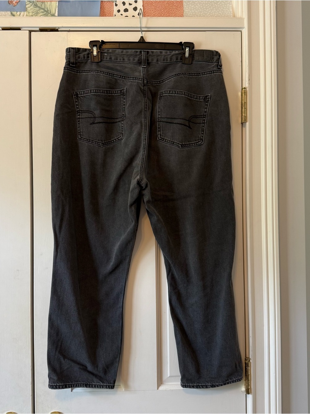 American Eagle Black Wash Curvy High Rise Mom Jeans Size 16 Short - Picture 2 of 12